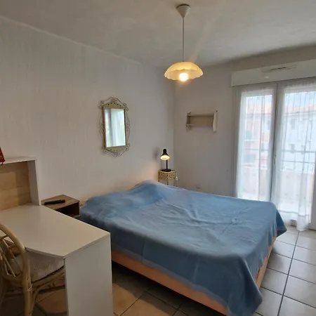 3 Pieces Climatise Avec Terrasse Et Parking, Centre-ville - Fr-1-780-17 דירה